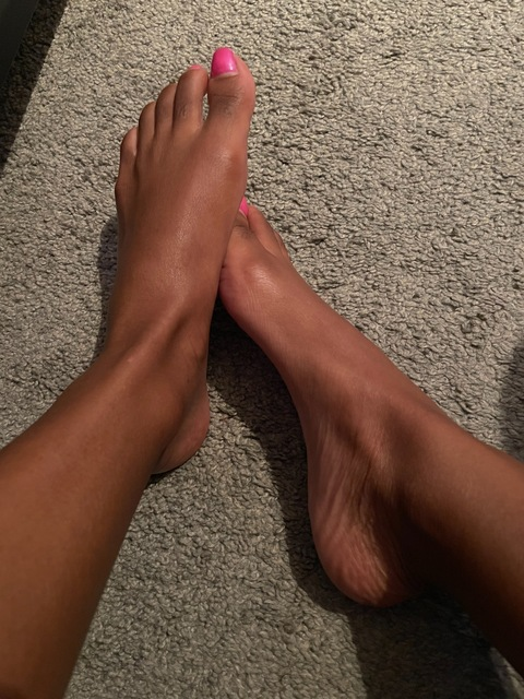 Download cocokissedtoes OnlyFans content for free 

 picture 2