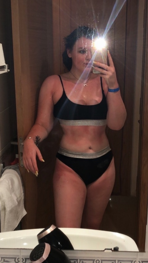 View collettelouise OnlyFans content for free 

 picture 2
