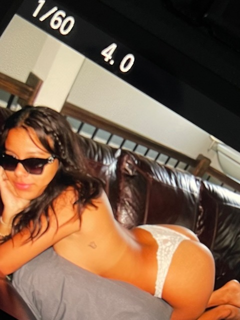 Download colombianitaxoxoxo OnlyFans videos and photos for free 

 picture 2