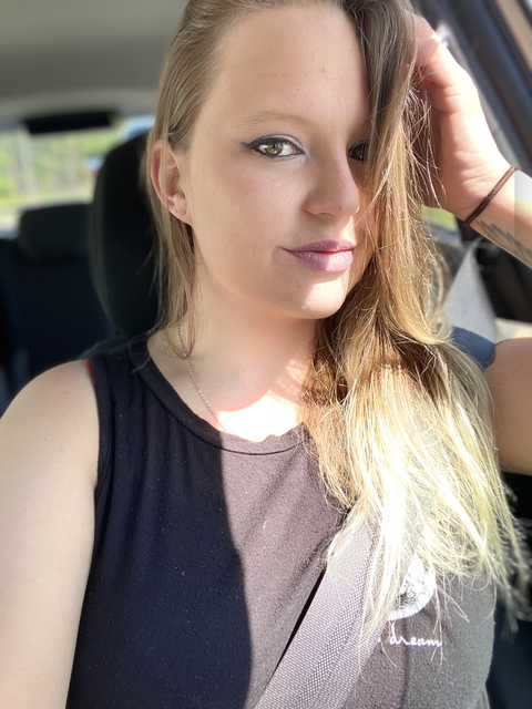 Get Free access to colorado_queen91 Leaks OnlyFans 

 picture 2