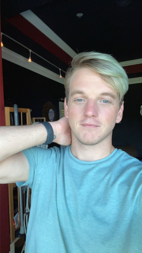 View Colten Allen (coltenallen) OnlyFans 2 Photos and 29 Videos for free 

 picture 2