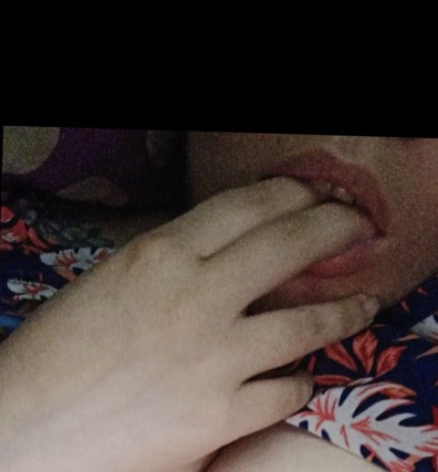 View consttanzza (Constanza 😈) OnlyFans 15 Photos and 6 Videos for free 

 picture 2