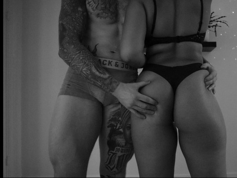 cosmic.couple (The Cosmic Couple) free OnlyFans Leaked Content 

 picture 2