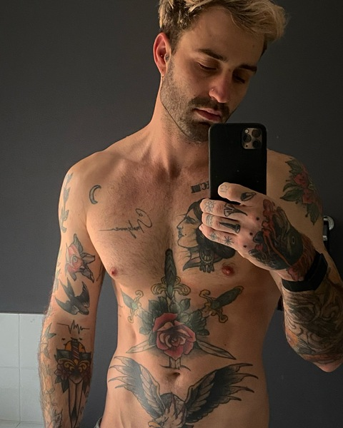 couldbejake OnlyFans Leaked (6 Photos and 6 Videos) 

 picture 2