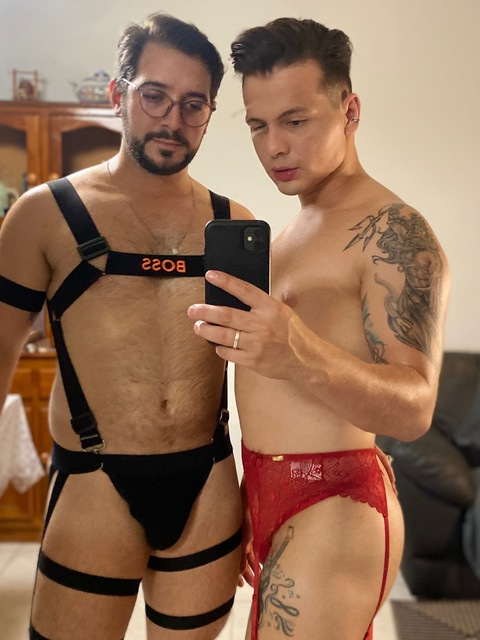 Onlyfans leaks couplehotmens 

 picture 2