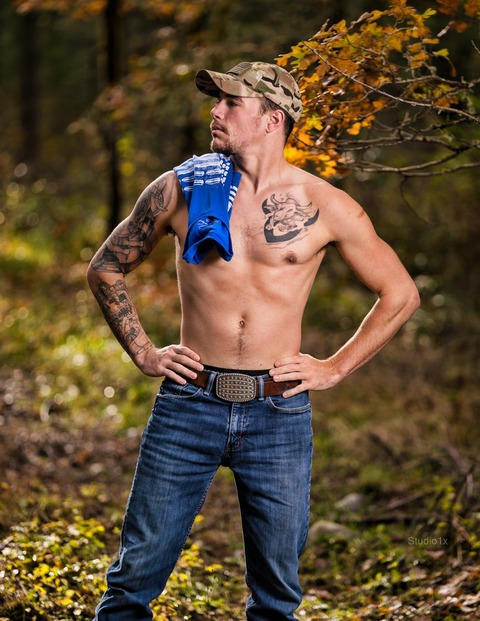 cowboydeluxe (Cowboy Deluxe) OnlyFans content 

 picture 2