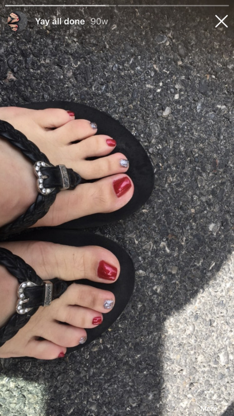 cr8zlina OnlyFans Leak 

 picture 2