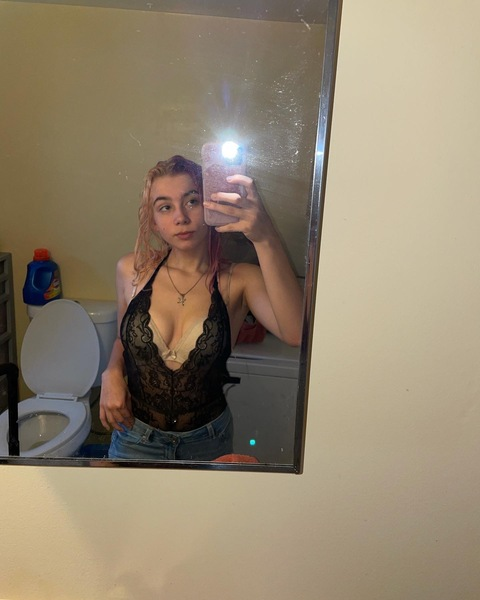 View crazymads10 (Mads) OnlyFans 25 Photos and 4 Videos leaked 

 picture 2