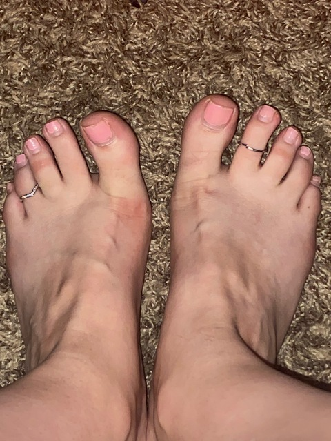 Onlyfans free cream_pawz 

 picture 2
