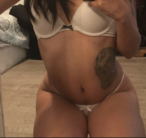 Onlyfans leaks creamymami17 

 picture 2