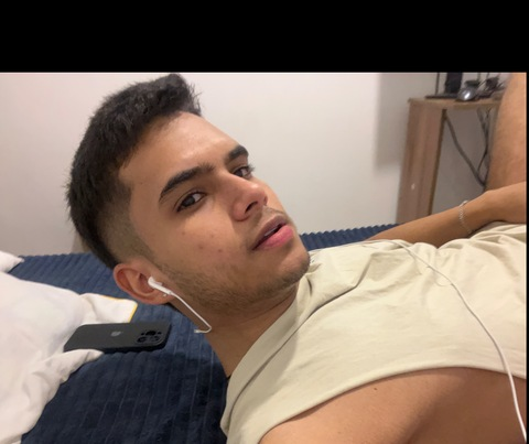 View Cristian Green (crisgreenalv) OnlyFans 129 Photos and 25 Videos leaks 

 picture 2