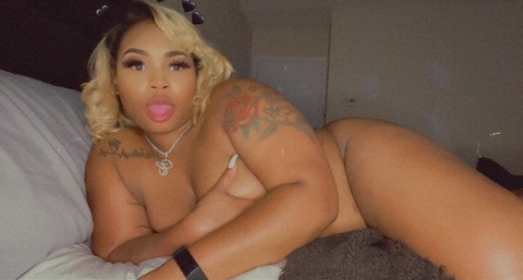 crisssyyy3 (Crissy The Angel) OnlyFans content 

 picture 2