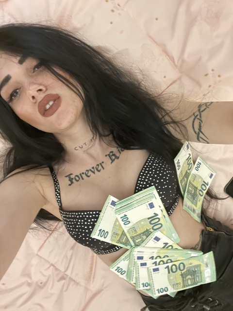 View cristinaivoneof OnlyFans videos and photos for free 

 picture 2