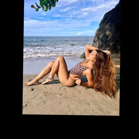Onlyfans free cristinamunoz 

 picture 2
