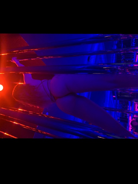 crrodee (christine) OnlyFans Leaked Videos and Pictures 

 picture 2