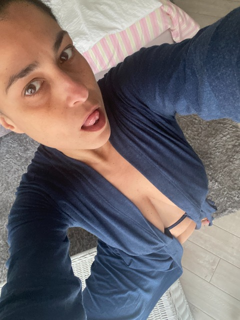 crudeliafrancy OnlyFans Leaked 

 picture 2