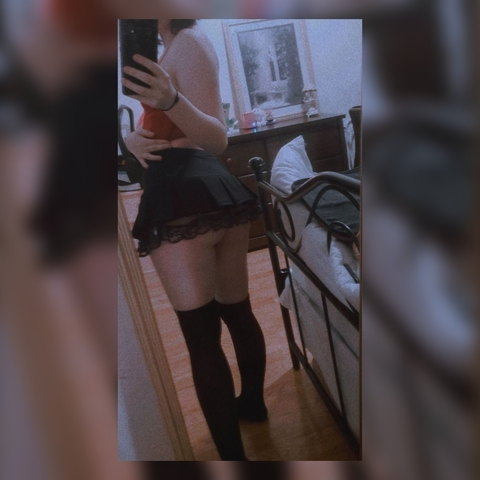 Download crybabylina OnlyFans content free 

 picture 2