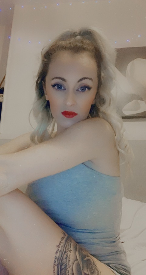 View crystalmermaid (Mysteriousgirl) OnlyFans 19 Photos and 0 Videos for free 

 picture 2
