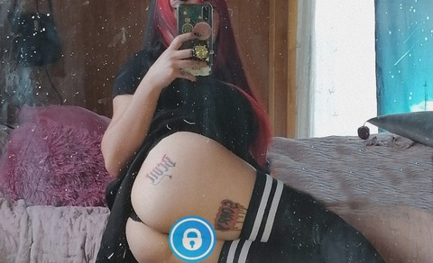 crystalovv (Crystalovv SG) OnlyFans Leaks 

 picture 2