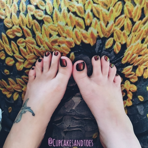 Onlyfans leaked cupcakesandtoes 

 picture 2