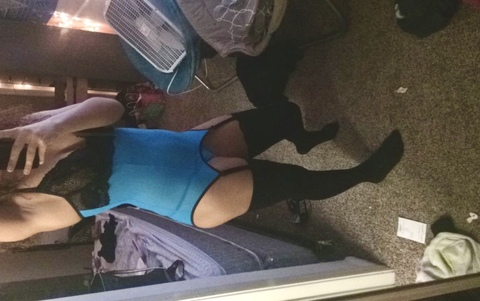 Onlyfans leak curlieeee 

 picture 2