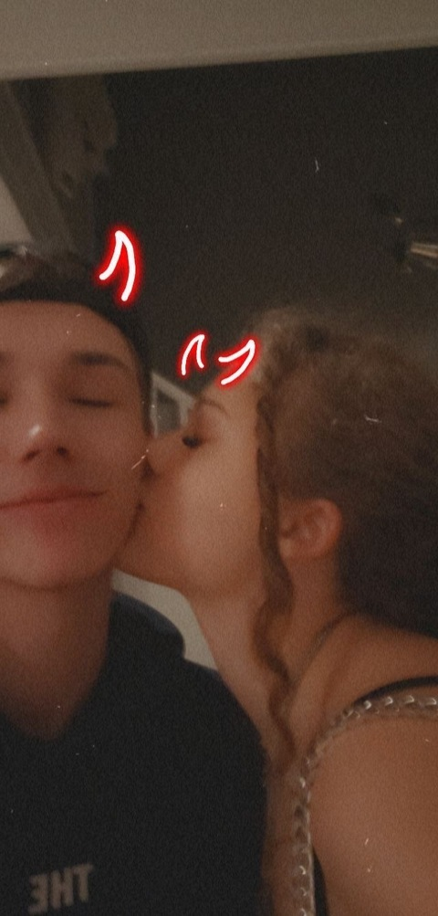 Onlyfans free curlyycouple 

 picture 2