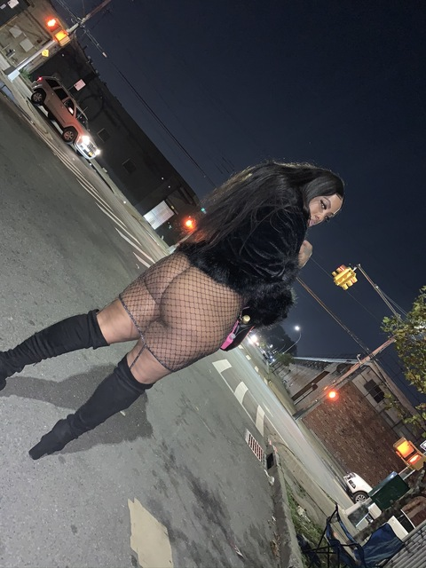 Download currencyjade OnlyFans videos and photos free 

 picture 2