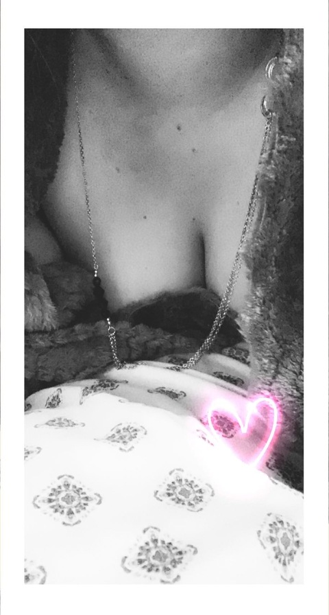 curvesnextdoor21 OnlyFans Leaked Photos and Videos 

 picture 2