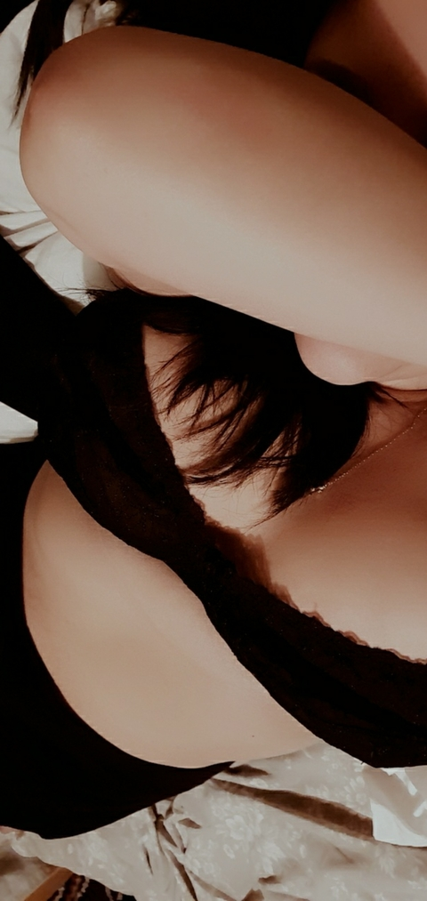 curvyfrenchgirl OnlyFans Leaked Photos and Videos 

 picture 2