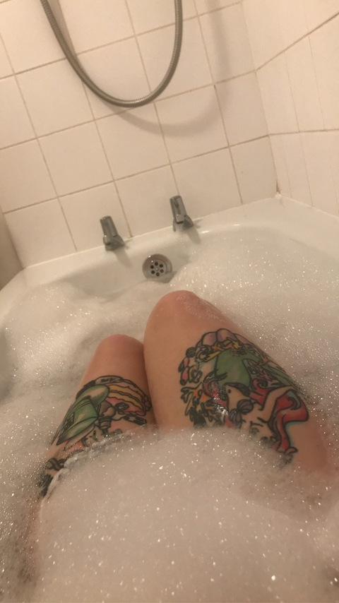 View Curvy Mermaid (curvymermaid69) OnlyFans 138 Photos and 21 Videos leaked 

 picture 2