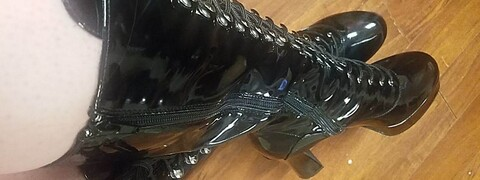 View curvypervyqueen OnlyFans content for free 

 picture 2