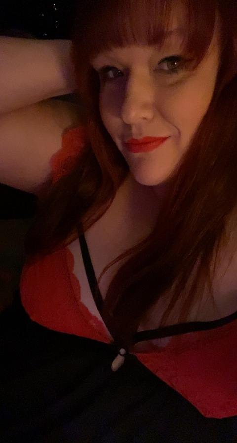 View cute_retro_good_girl OnlyFans content for free 

 picture 2
