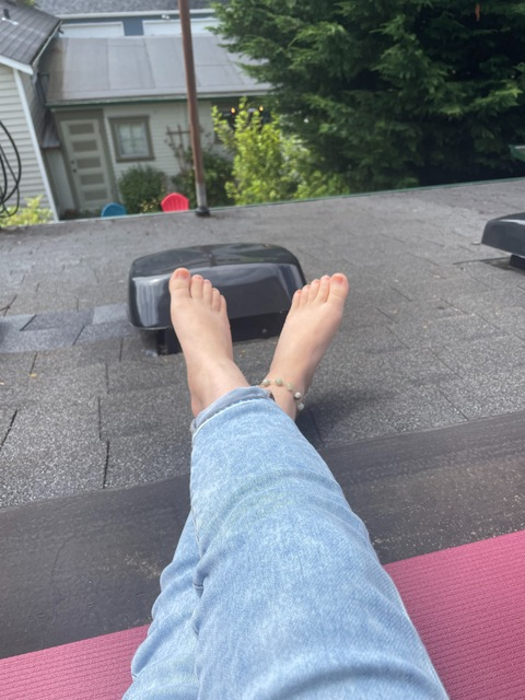 cute_teen_feet_pics OnlyFans Leak (20 Photos and 0 Videos) 

 picture 2