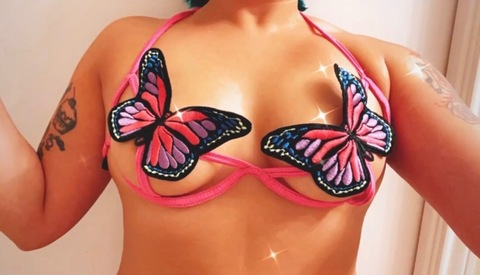 cutebbypeaches (Kimmy) OnlyFans content 

 picture 2