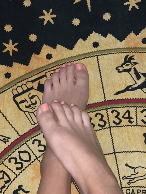 Get Free access to cutefotoes (Cute Toes) Leaks OnlyFans 

 picture 2