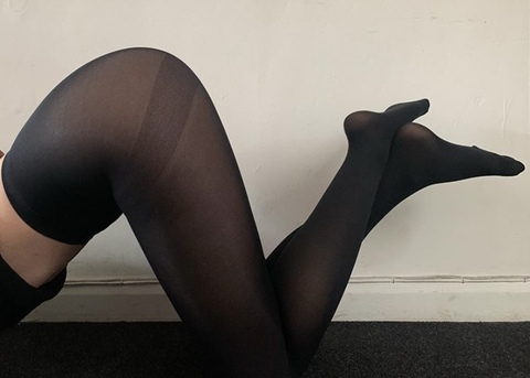@cuteintights leaks Onlyfans content for free 

 picture 2