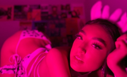 View cybr_queen (Nicole 💕) OnlyFans 477 Photos and 121 Videos leaked 

 picture 2