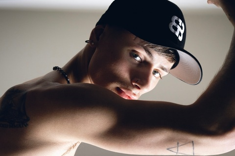 View Cyrus Stark (cyrusstarkxxx) OnlyFans 14 Photos and 3 Videos for free 

 picture 2