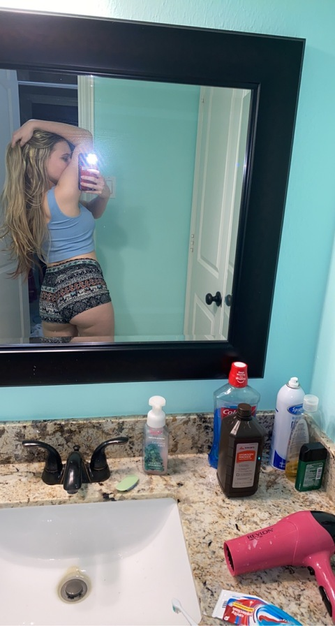 dabbingkitty710 (Dabbing Kitty710) OnlyFans content 

 picture 2