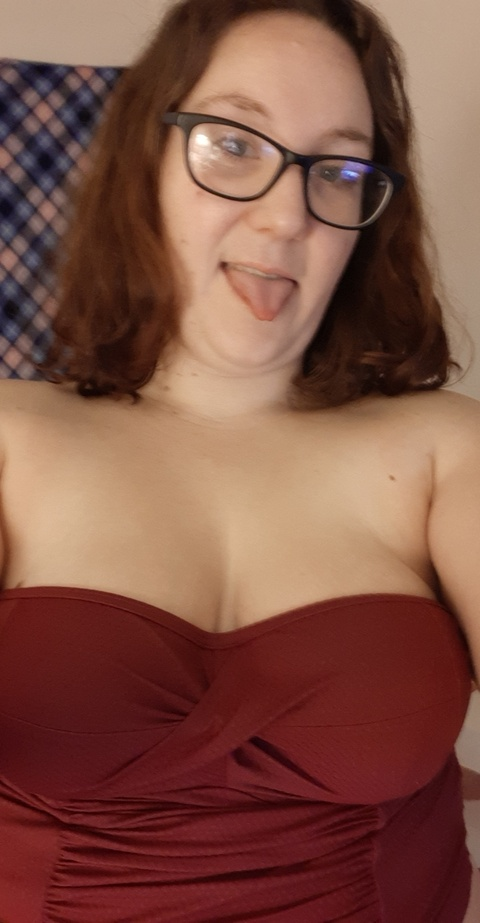 Onlyfans leaks dabbingmommy 

 picture 2