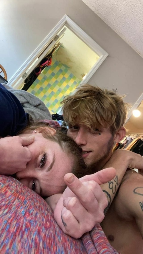 View dadddysgirl0989 OnlyFans content for free 

 picture 2