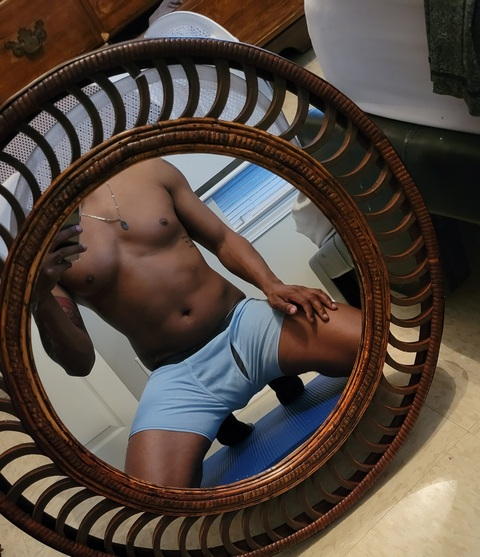 View Daddy Savage (daddy_savage) OnlyFans 27 Photos and 2 Videos for free 

 picture 2