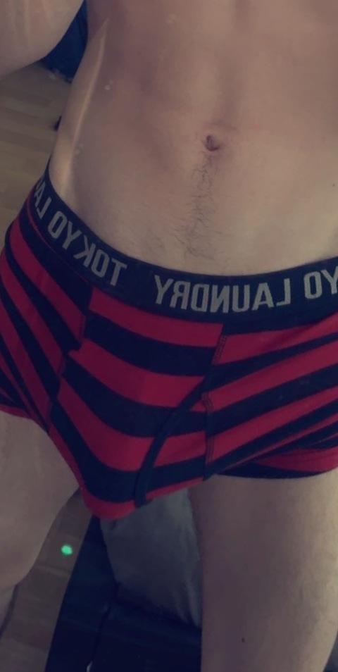 View daddyhungggg OnlyFans videos and photos for free 

 picture 2