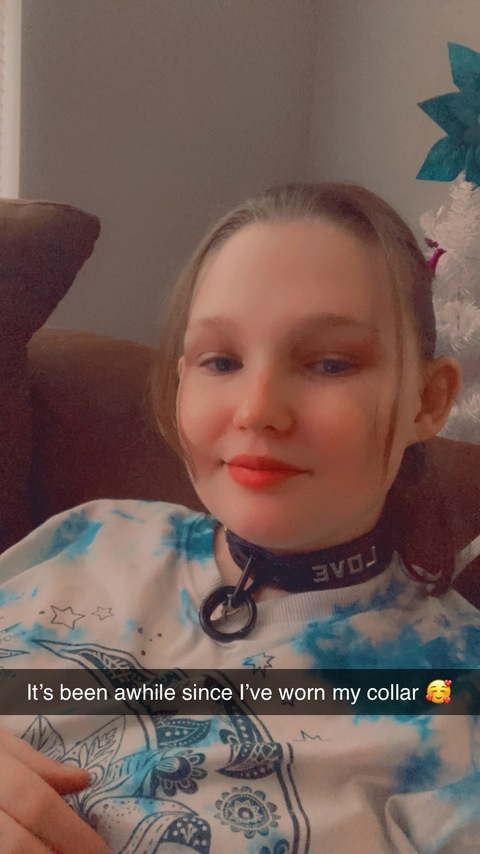 daddylilgirl2k18 (Daddygirl2k18) OnlyFans Leaked Pictures & Videos 

 picture 2