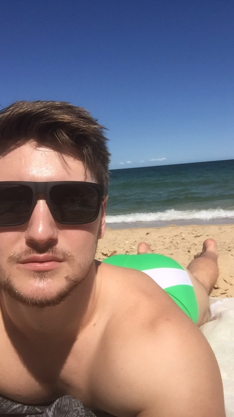 daddysson99 OnlyFans Leak (18 Photos and 3 Videos) 

 picture 2
