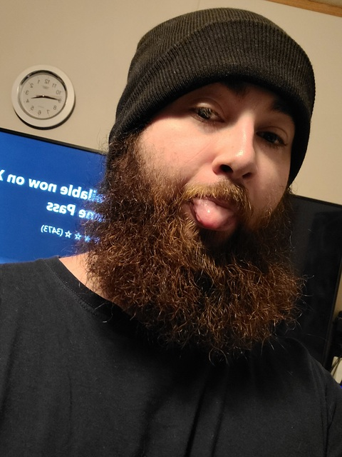 daedrellik (#beardedJ) OnlyFans Leaks 

 picture 2