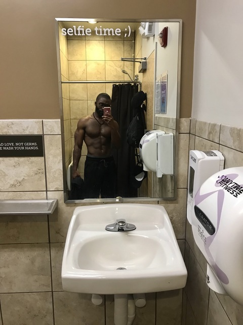 Onlyfans free content dahknessdondre 

 picture 2