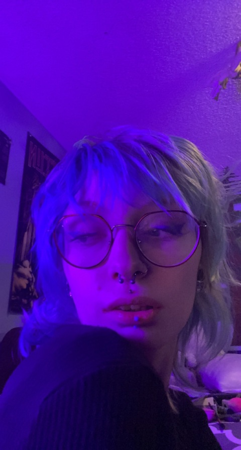 dahlialauren OnlyFans Leak 

 picture 2