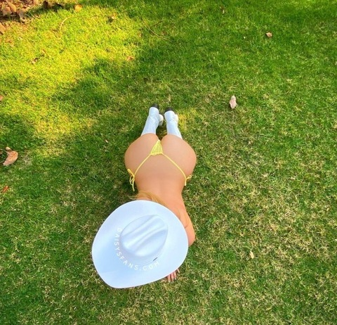 daisyarabellaxo (Daisy Arabella 🌻) free OnlyFans Leaks 

 picture 2