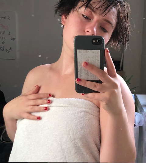 View daisyditz OnlyFans content for free 

 picture 2